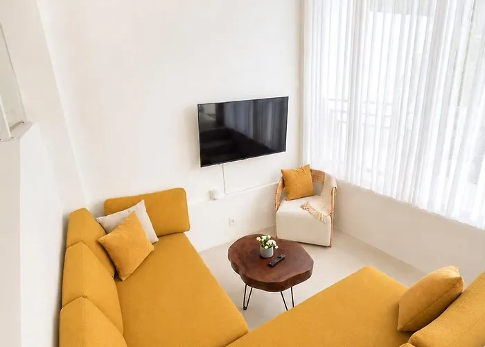 別荘 Gaia 2 Bedrooms With Swimming Pool ウンガサン
